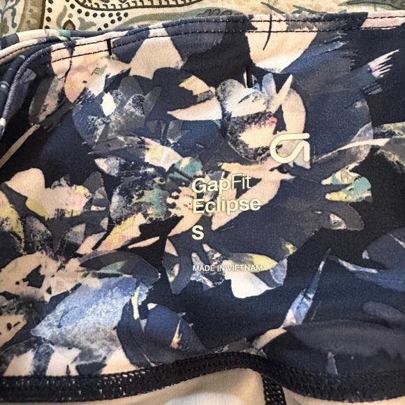 Gap Eclipse Athletic leggings‎ | Small | EUC - Picture 3 of 3